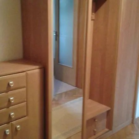 Daire Hrast 13 Apartman